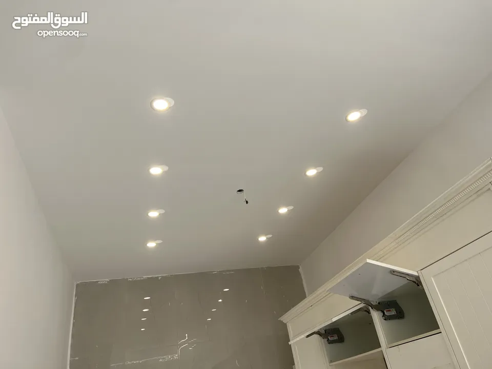 فني كهرباء منزلية  تحت إشراف هندسي