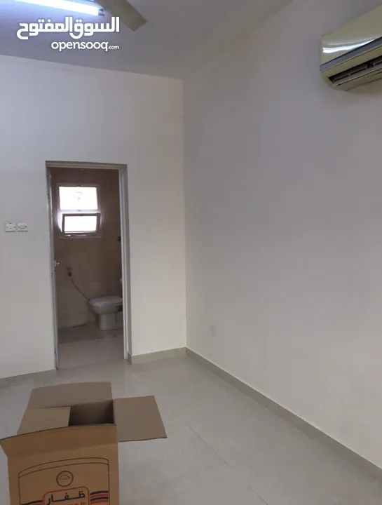 flat for rent for family   شقة للايجار للعوائل في الموالح الجنوبية