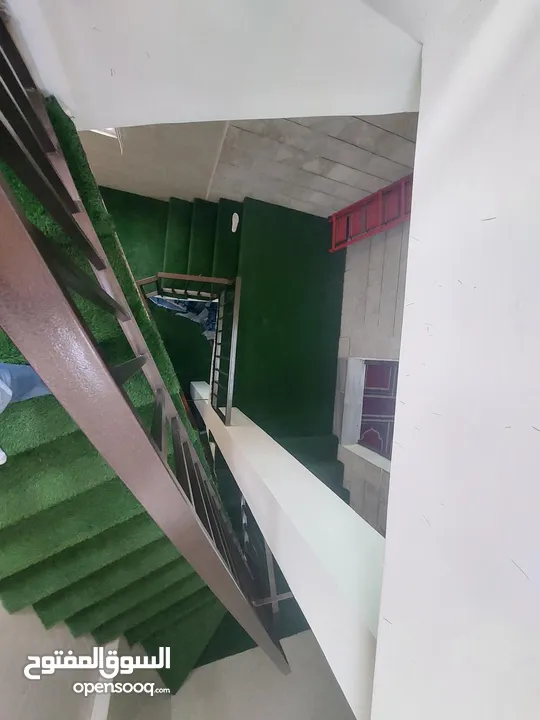عشب ونجيل صناعي  باقل الاسعار واعلى المواصفات  بلجيكي  فيتنامي  صيني  اردني  اماراتي  خامات والوان