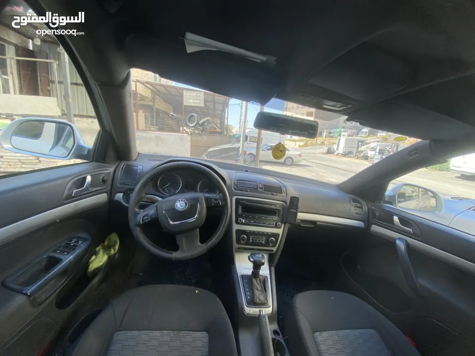 سكودا اكتافية