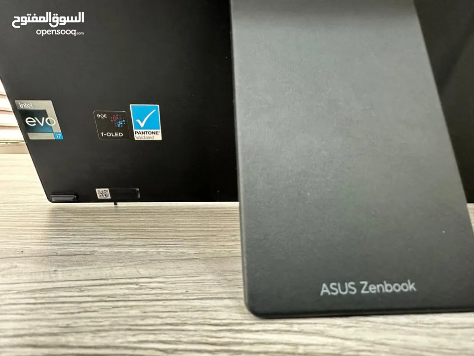 جهاز لوحي assus zenbook