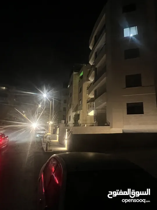 شقه للبيع بالطيره بالقرب من المدرسه الانجليه مدخل مستقل على شارع القاهره