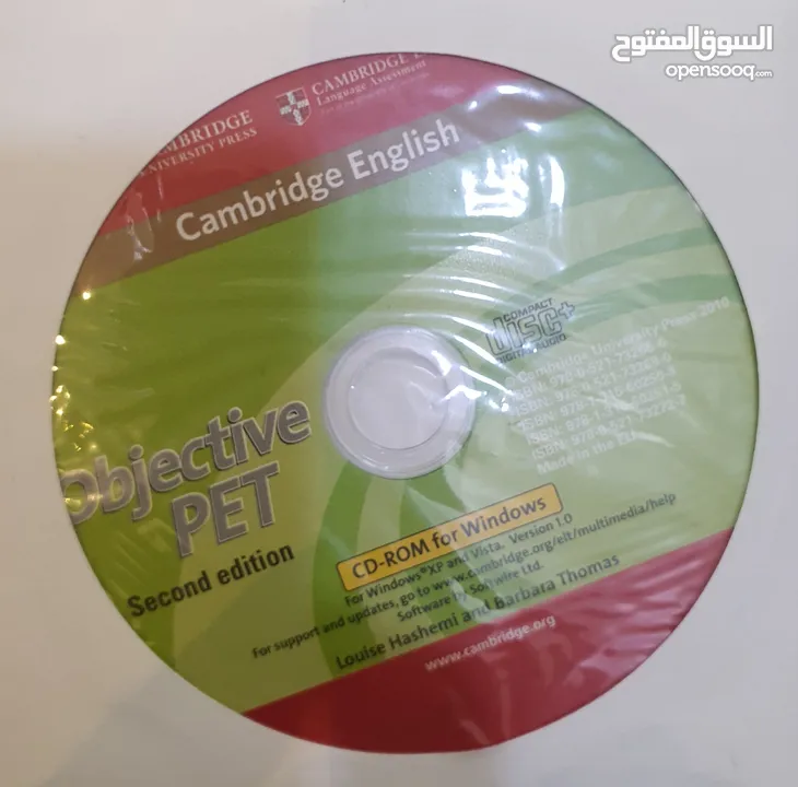 كتاب Cambridge English Objective PET student's book with answers المتضمن للحلول. للبيع