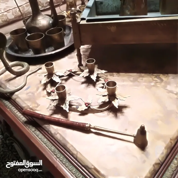 مجموعة تحف نحاسية