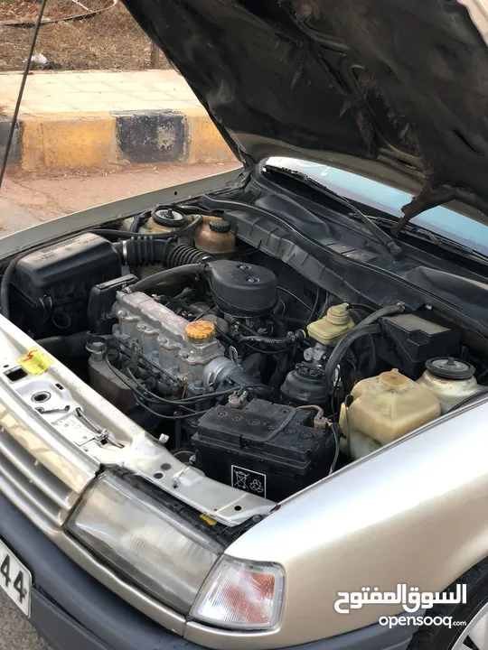 أوبل فيكترا 1991