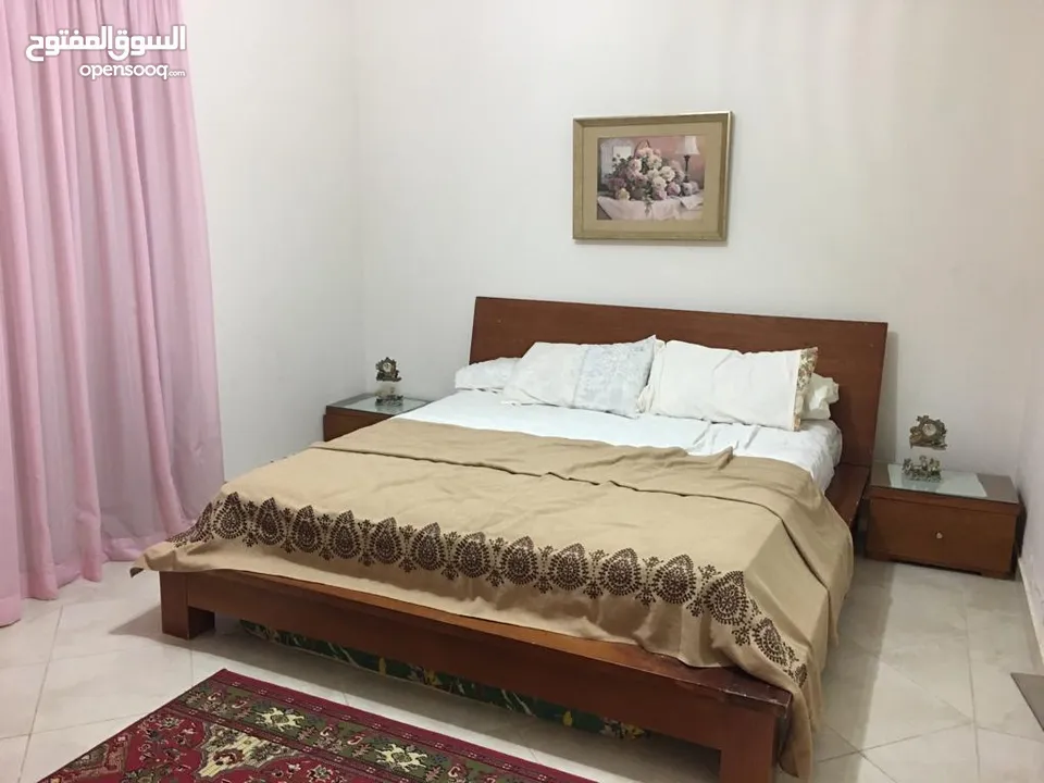 فيلا استاند الوان في مراسي اريزو مع إطلالة على البحيرة وحمام السباحة