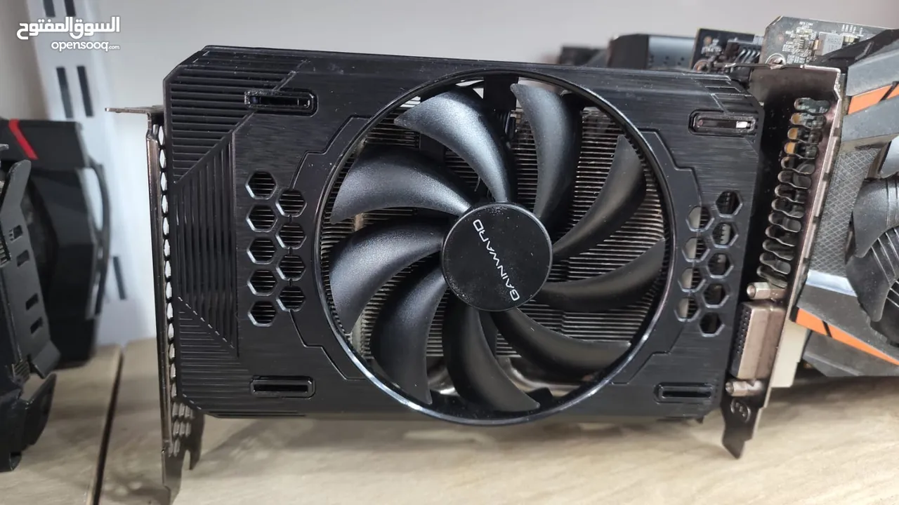 متوفر كروت شاشة بسعار مميزة