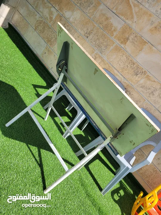 طاولة مرسم 105cm * 62cm مستعمل بحالة ممتازة