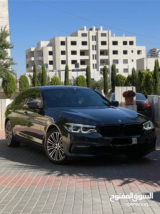 BMW 530e / 2019 عداد قليل / شبه شركة