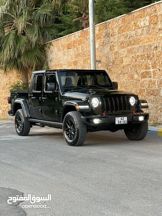 Jeep gladiator 2023 بسعر مغررري