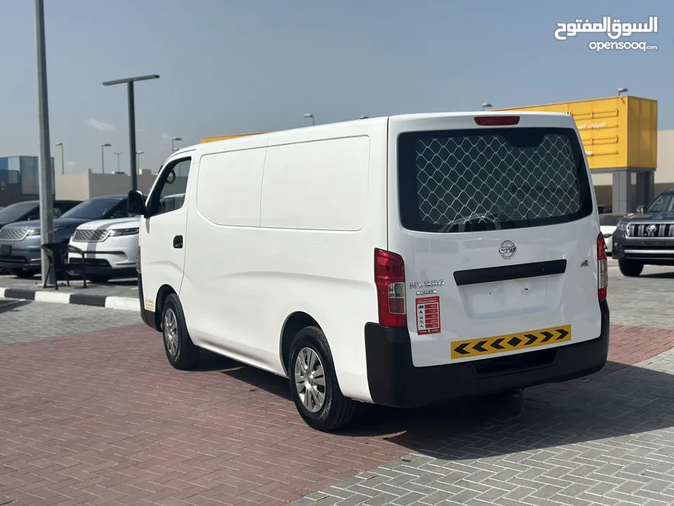 Nissan van 2020