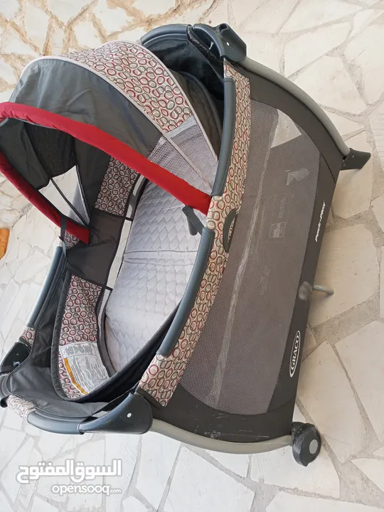 سرير اطفال نوع GRACO ممتاز)))