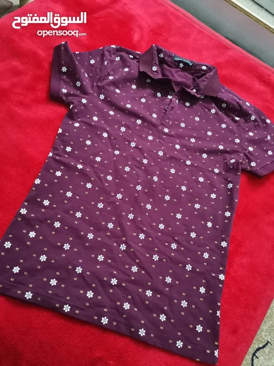بلوزة تيشيرت ماركة Zara