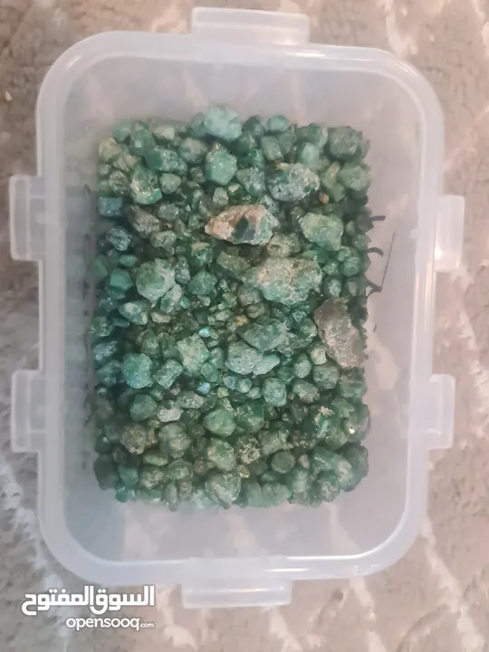 Green Emerald Gemstones