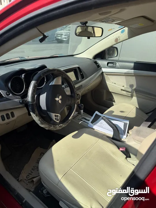 لانسر 2010.اصل خصوصي.بحاله ممتازه .فحص نضيف .اتماتيك .بنزين .رام لله او الخليل