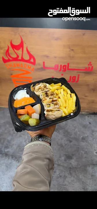 مقهى شاورما زون للبيع في صحار