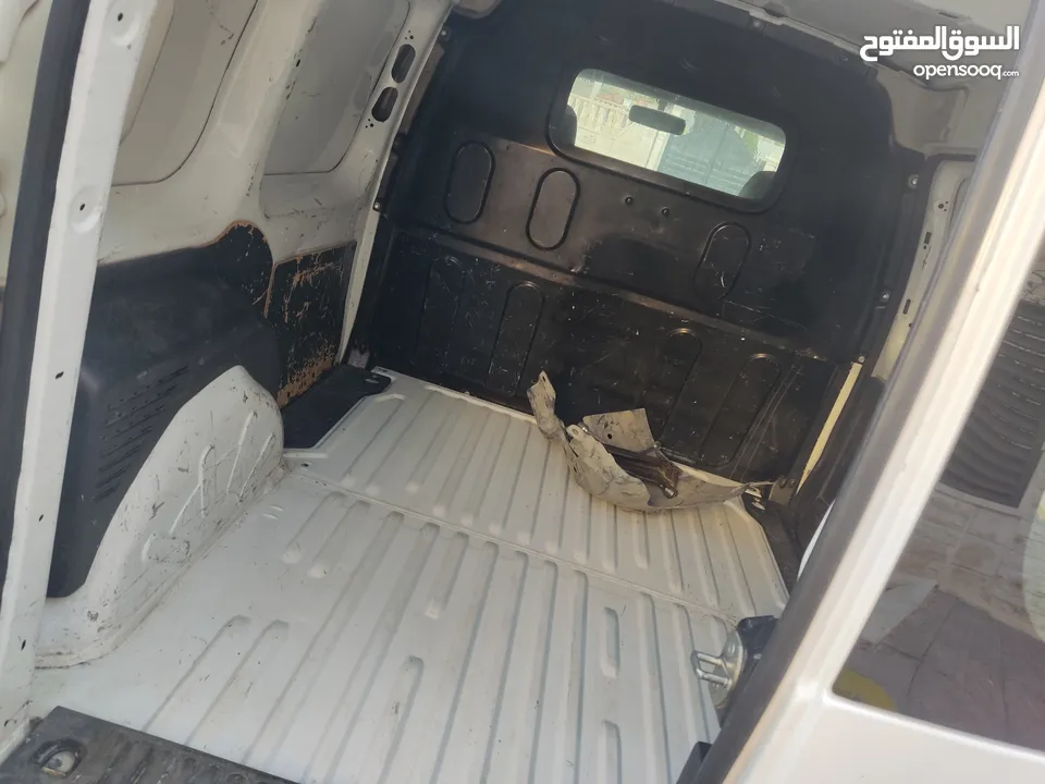 مرسيدس فان موديل 2014 صنف CiTan 112 وارد الوكالة غرغور للبيع بسعر مغري جدا