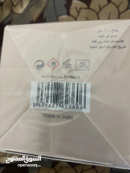 عطر نسائي اصلي صنع في الهند بضاعه من البحرين اصلي ما بقصر مع اي حدا وتكرمو بسعر