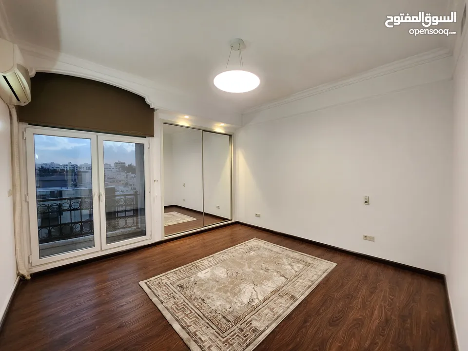 شقة شبة مفروشة للإيجار  ( Property 39542 )-175046910
