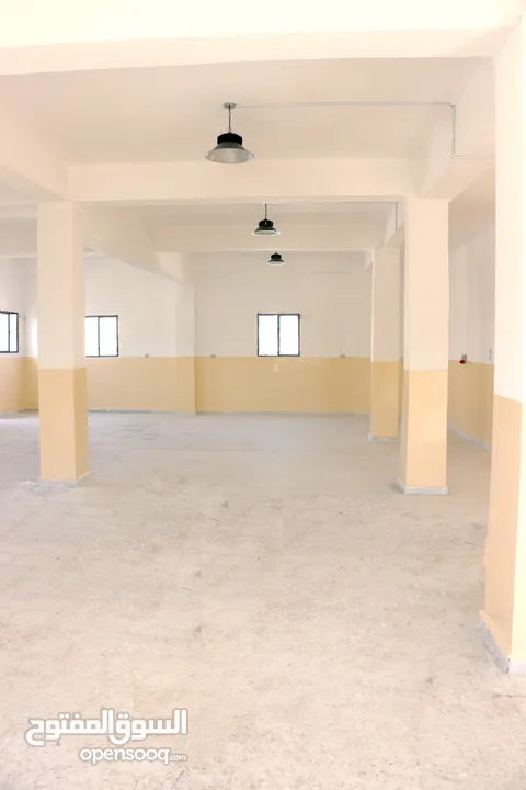 [للجادّين فقط] مخازن صناعية للإيجار افضل مواقع ماركا الشمالية، طابق اول، كهرباء 3 فاز 130 أمبير