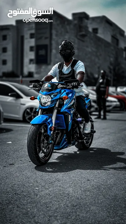 دراجة سوزوكي 750 gsr للبيع