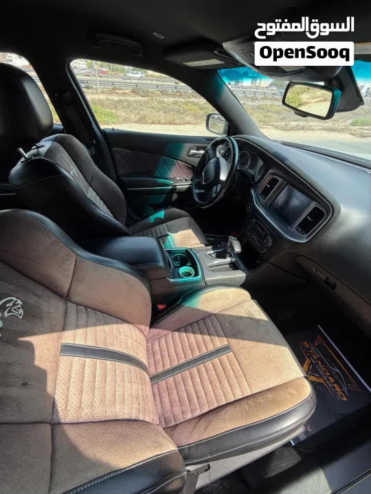 Dodge charger 2019 gt option (super track back).