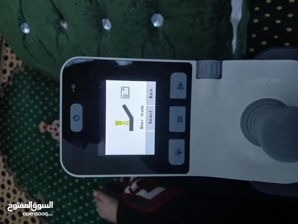 عربة كهربائية لذوي الإحتياجات الخاصة للبيع