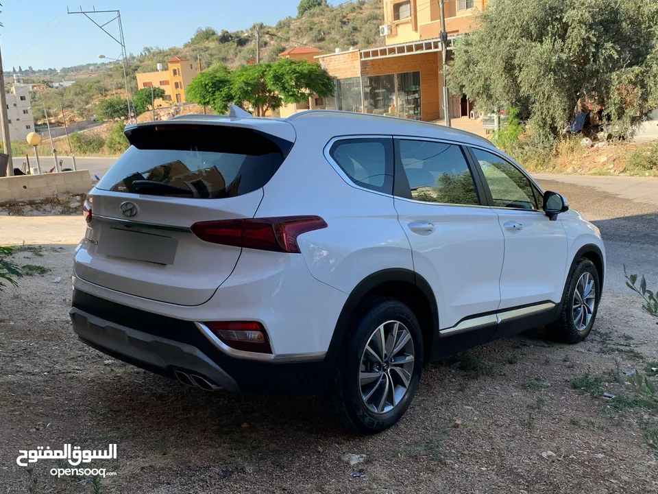 سنتافي 2019بالرخصة ركاب 6+1دهان شركة عداد 45الف فل فل اضافات ومواصفات ماتور 2000_ديزل امكانية البدل