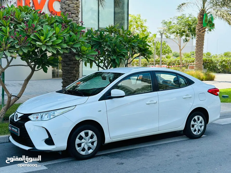 TOYOTA YARIS 2022 MODEL BRAND NEW CONDITION