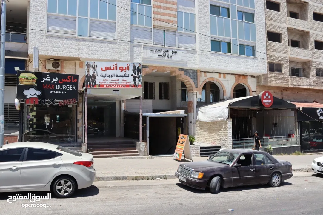 محلات تجارية للبيع او الايجار في شارع الجامعة اليرموك منطقة مميزة و معروفة