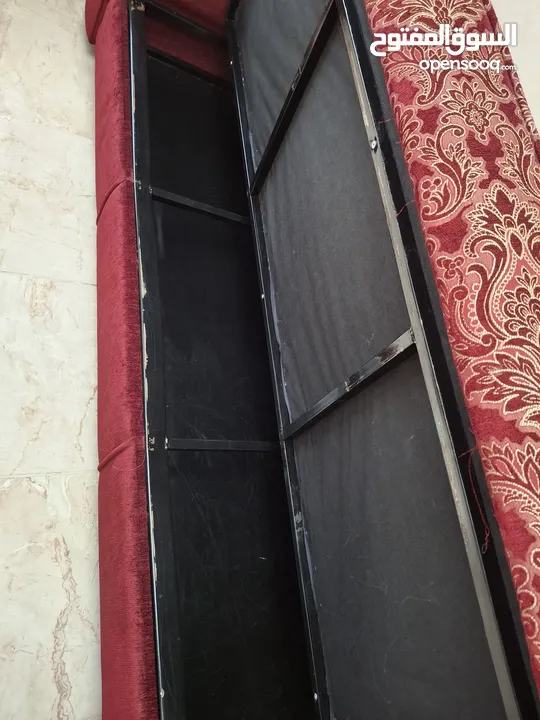 بيع كنب وبرادي وطاولة شاشة