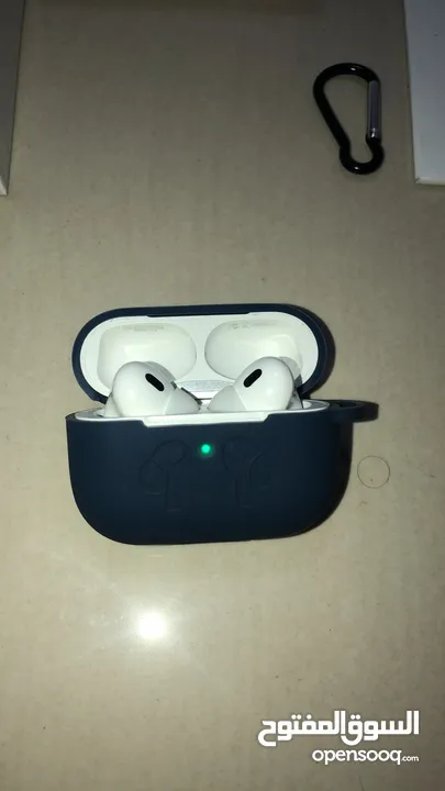 ‏AirPod خطير جدا وجديد