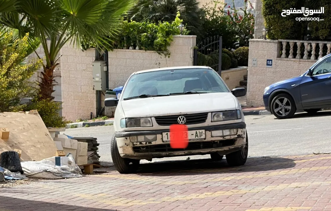 فولكس فاغن باسات B4