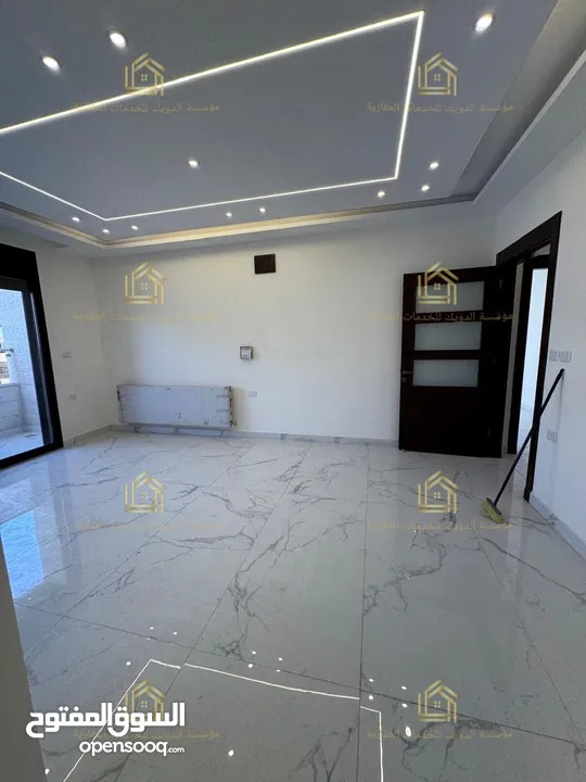 شقة جديدة لم تسكن بتشطيبات عالية الجودة بتصميم عصري