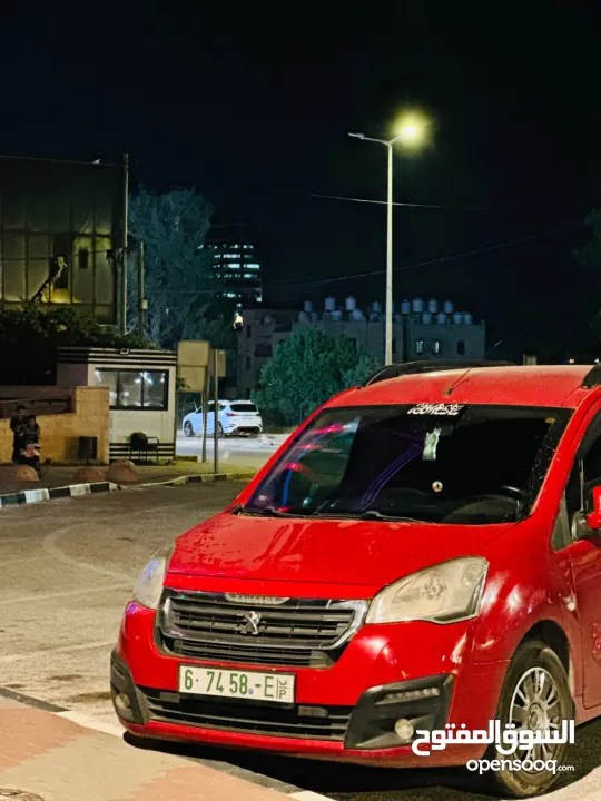 سيارة بيجو موديل 2016