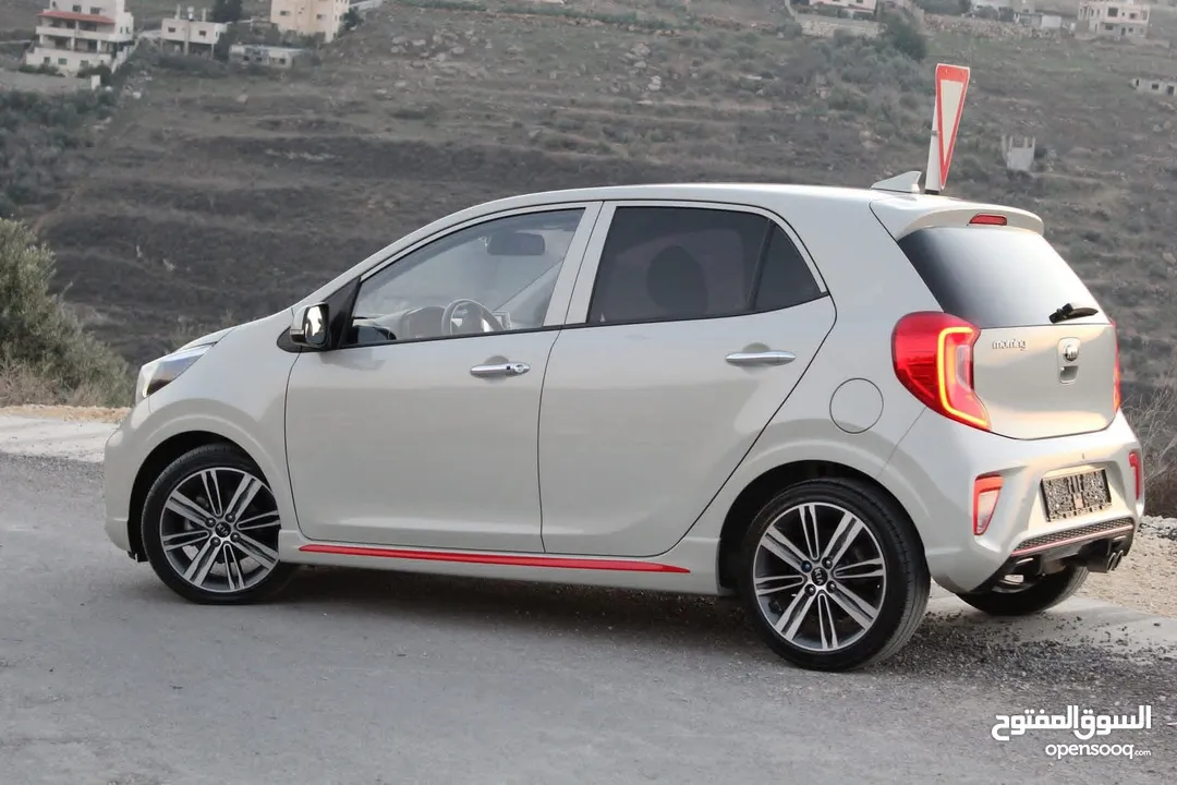 كيا بيكانتو GT-line 2020 للبيع ترخيص وتامين فل اللون ابيض نظيفة وحبة نادرة