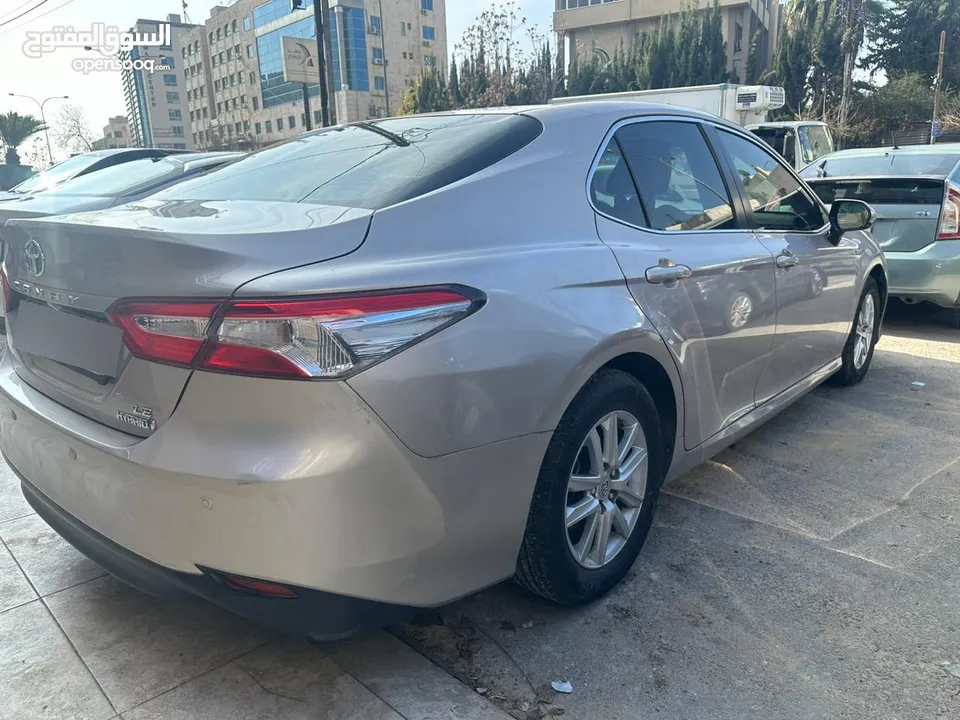 تويوتا كامري 2019 LE بسعر مغري البيع كاش فقط