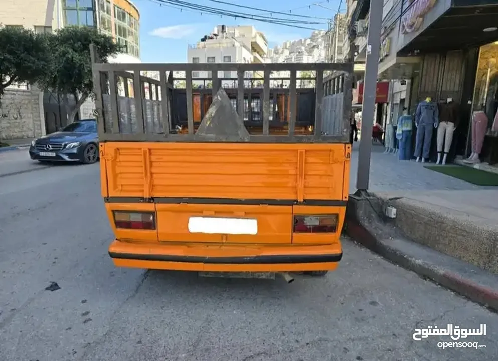 كابينة فولوكس فاجن موديل 1983