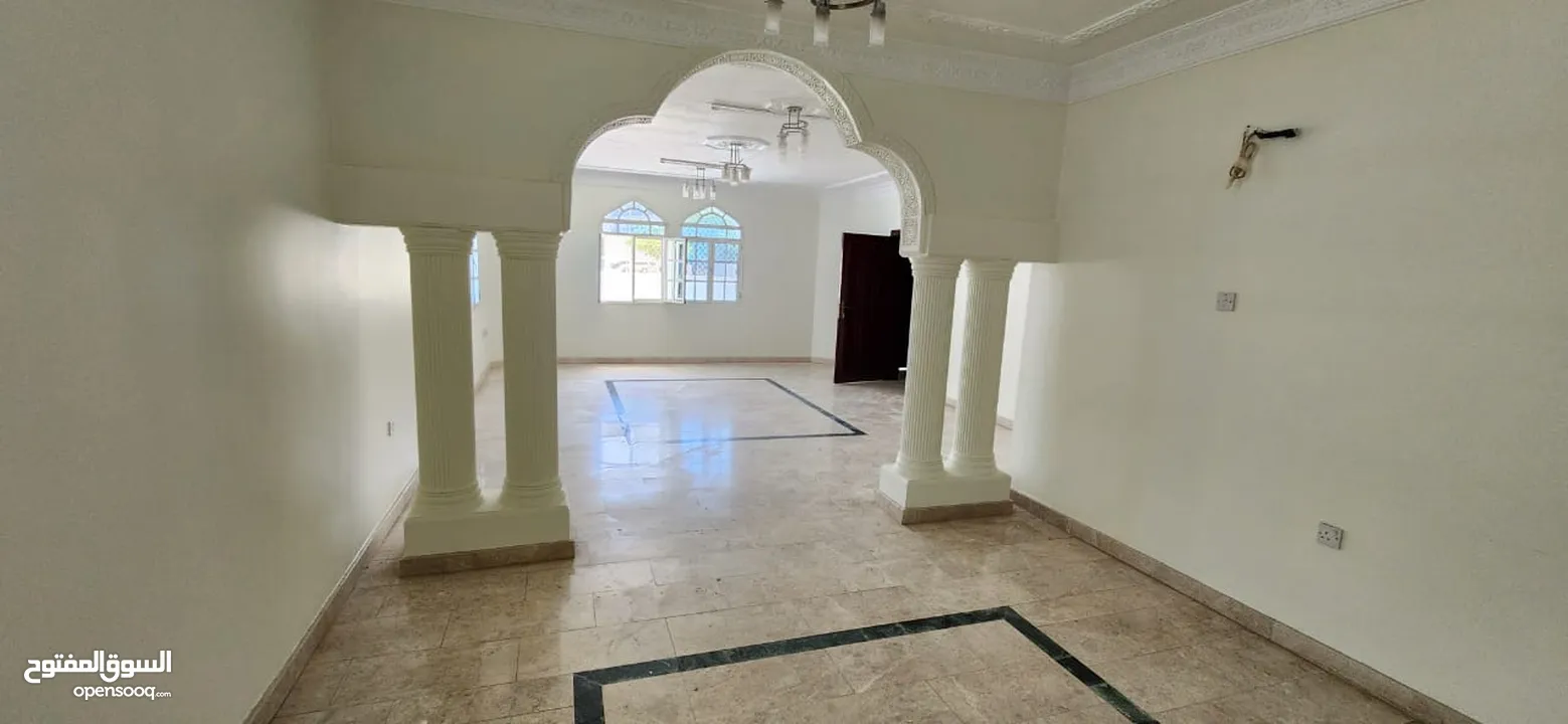 2Me11 clean 10 bhk villa for rent in ghoubra