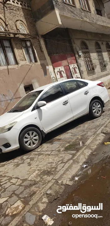 للبيع تويوتا يارس (SE-1.5L) TOYOTA YARI الحق العرطه