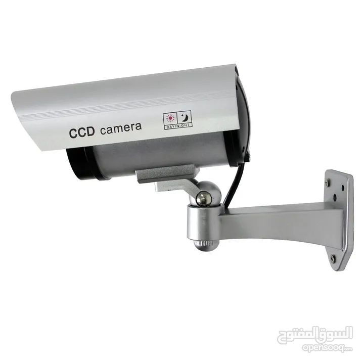 كاميرة مراقبة وهمية