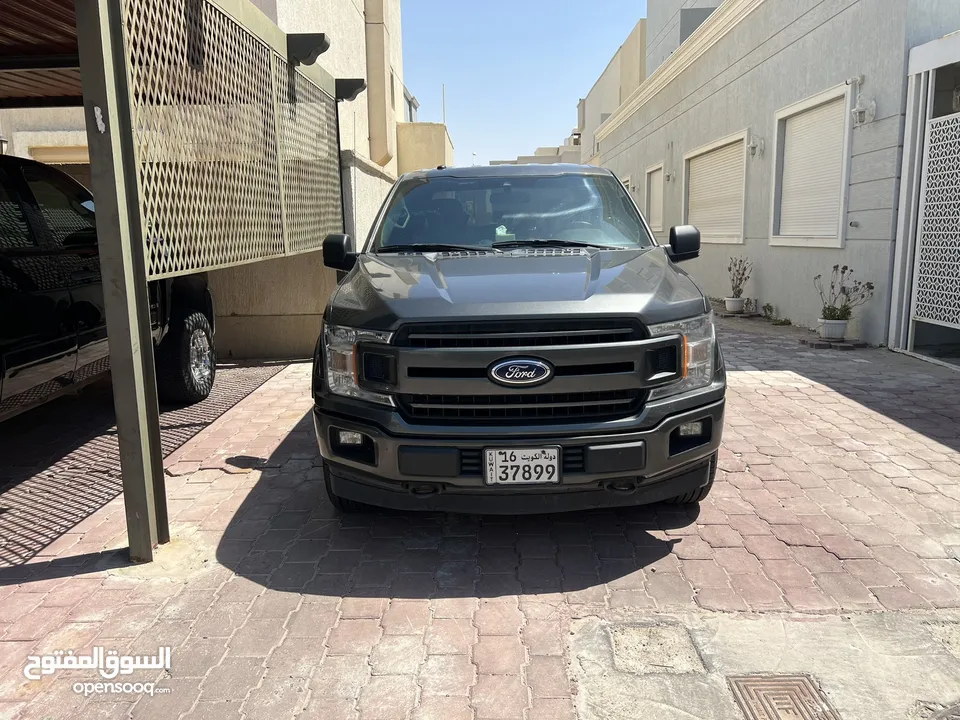 فورد f150 المالك الاول  خالي من الحوادث  الموتر نظيف وجاهز للاستعمال  تواير جديده  ماشي 140 الف