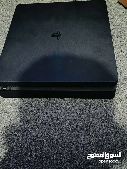 ps4 slim للبيع مستعجل