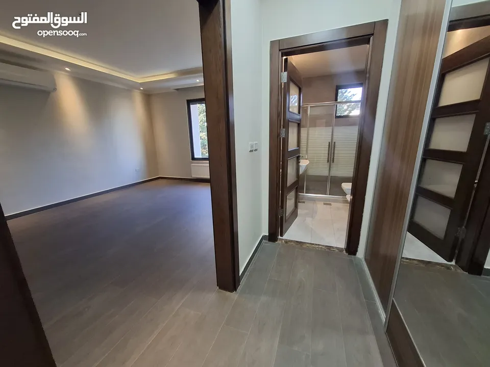 شقة شبه مفروشة للإيجار ( Property 43384 )-175083957