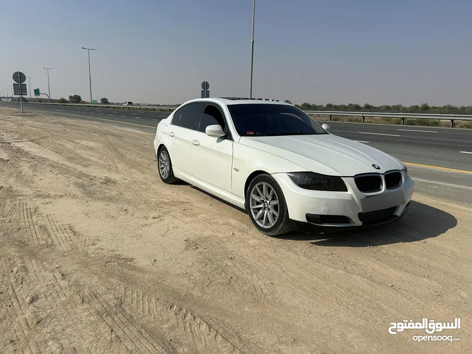 BMW - 330i قمة النظافة