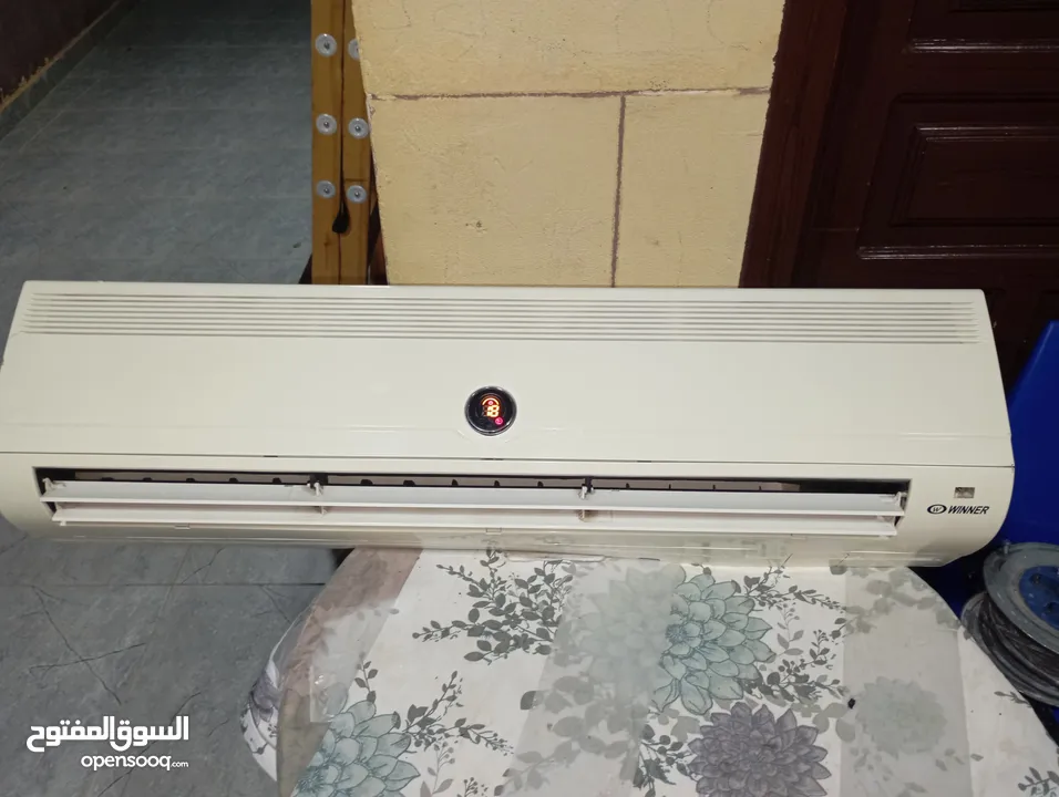 مكيف 2طن بحالة جيدة جدا للبيع