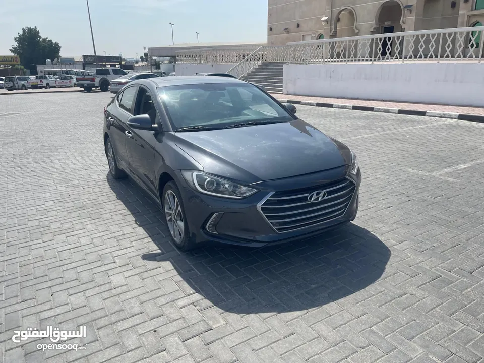 Hyundai elantra 2.0 GCC