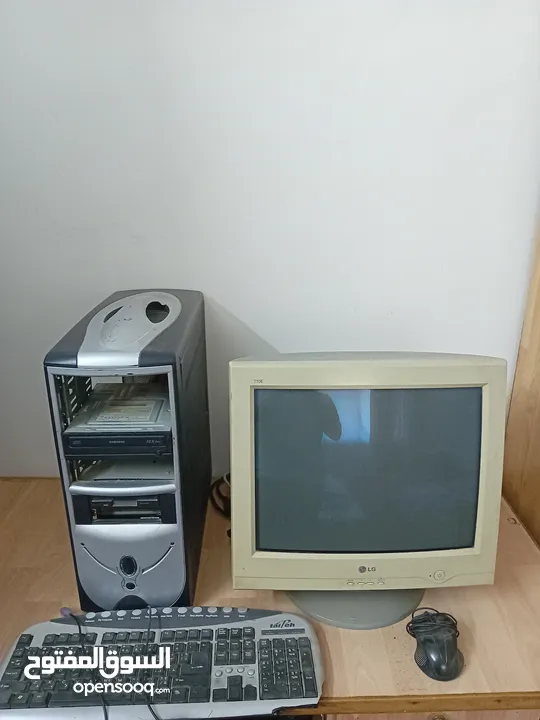 كمبيوتر مستعمل للبيع نوع LG
