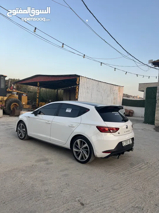 مطلوب للشراء الفوري عالكاش سيات ليون