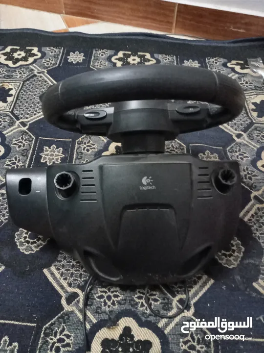 عجله قياده logitech